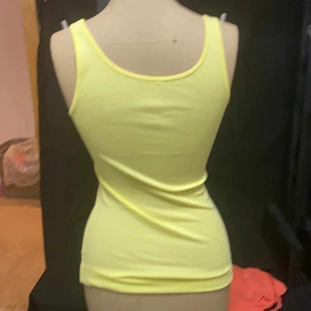 (2) LOFT XS tank bundle Salmon and yellow